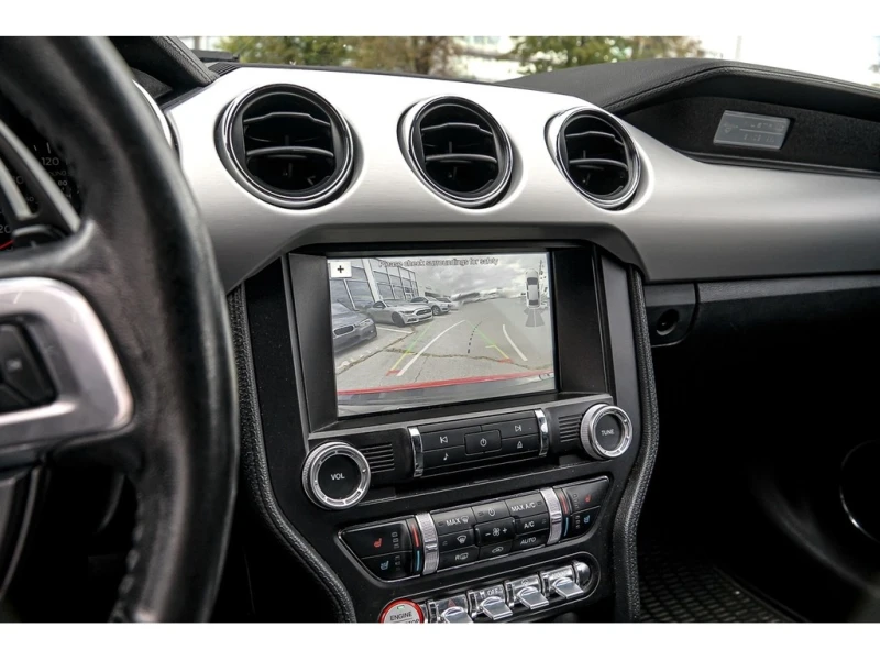 Ford Mustang GT * * CARFAX * * АВТО КРЕДИТ * * , снимка 9 - Автомобили и джипове - 53216922