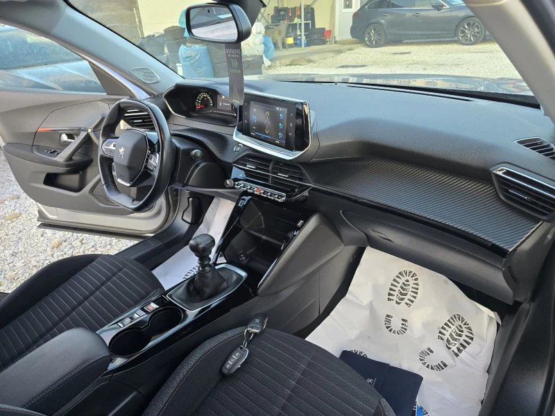 Peugeot 2008 1.5 DIZEL , снимка 9 - Автомобили и джипове - 53328593