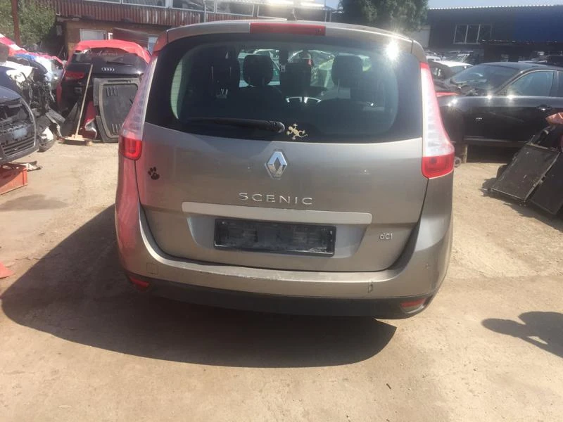 Renault Grand scenic 1.5 dci 2br.tip K9K JB, снимка 14 - Автомобили и джипове - 10706631