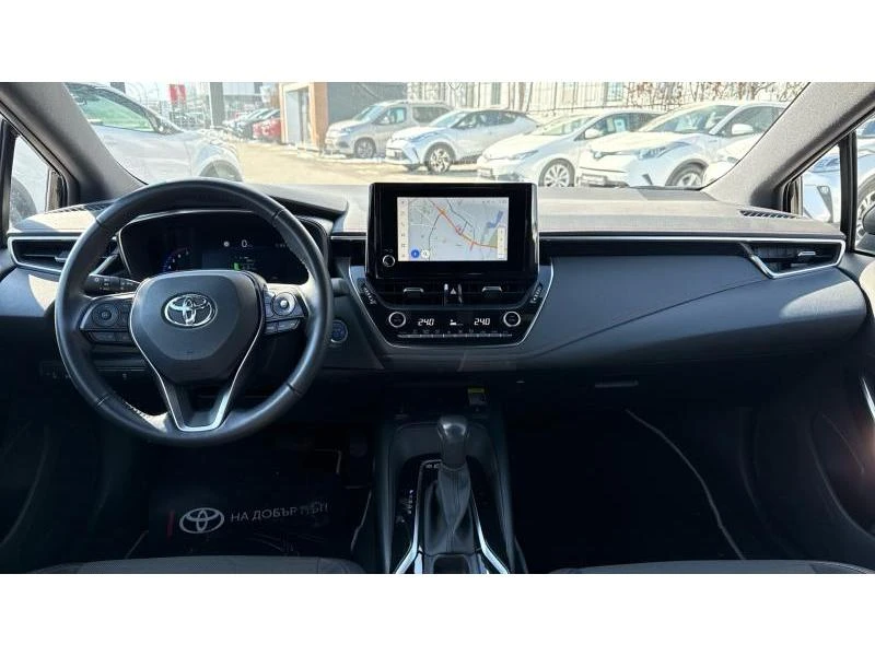 Toyota Corolla HB 1.8 HSD Premium, снимка 8 - Автомобили и джипове - 49218481