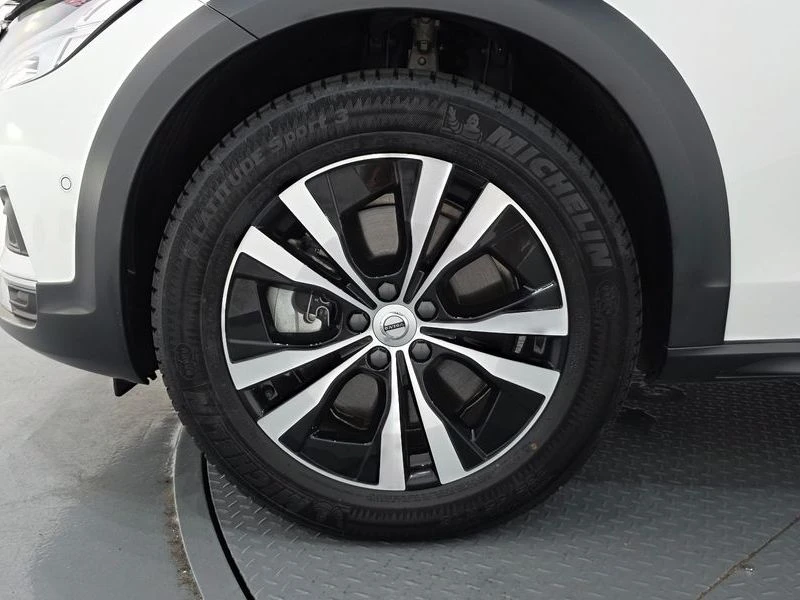 Volvo V90 2.0 Automatic, снимка 4 - Автомобили и джипове - 55974791
