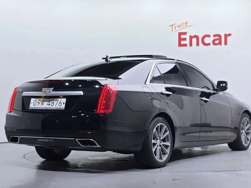 Cadillac Cts, снимка 2 - Автомобили и джипове - 56687822