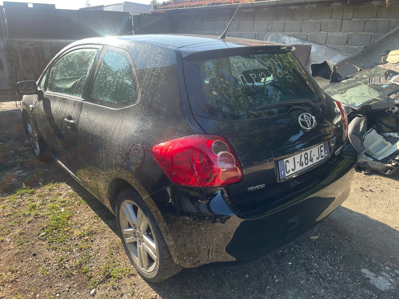 Toyota Auris 2.2D-CAT 177кс. НА ЧАСТИ - изображение 2