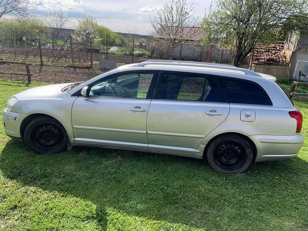 Toyota Avensis  - изображение 3