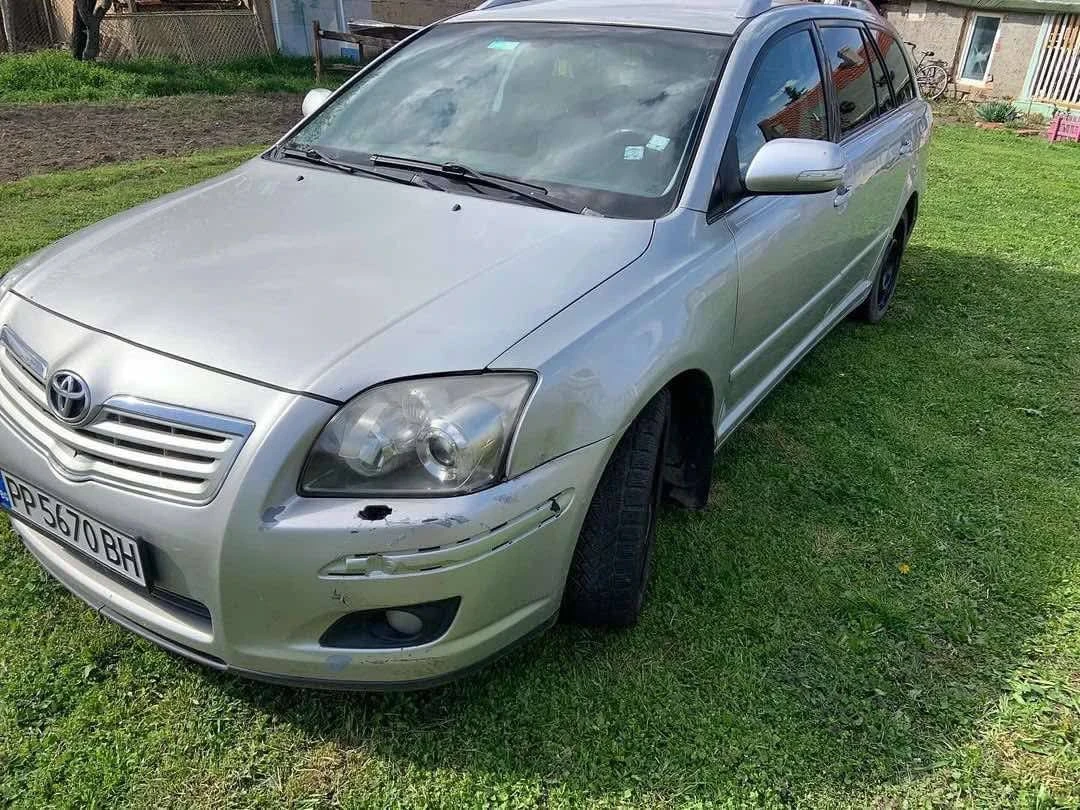 Toyota Avensis  - изображение 2