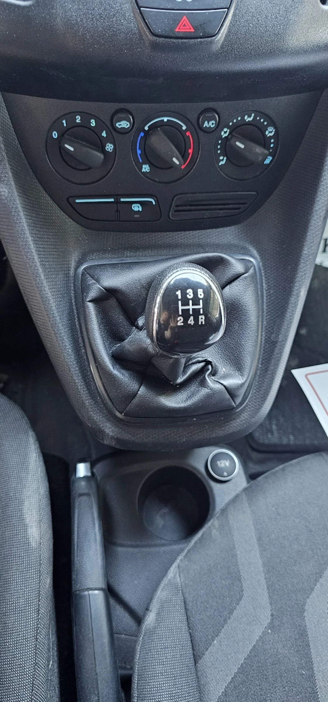 Ford Connect MAXI 1.5d 100h.p парктроник - изображение 9