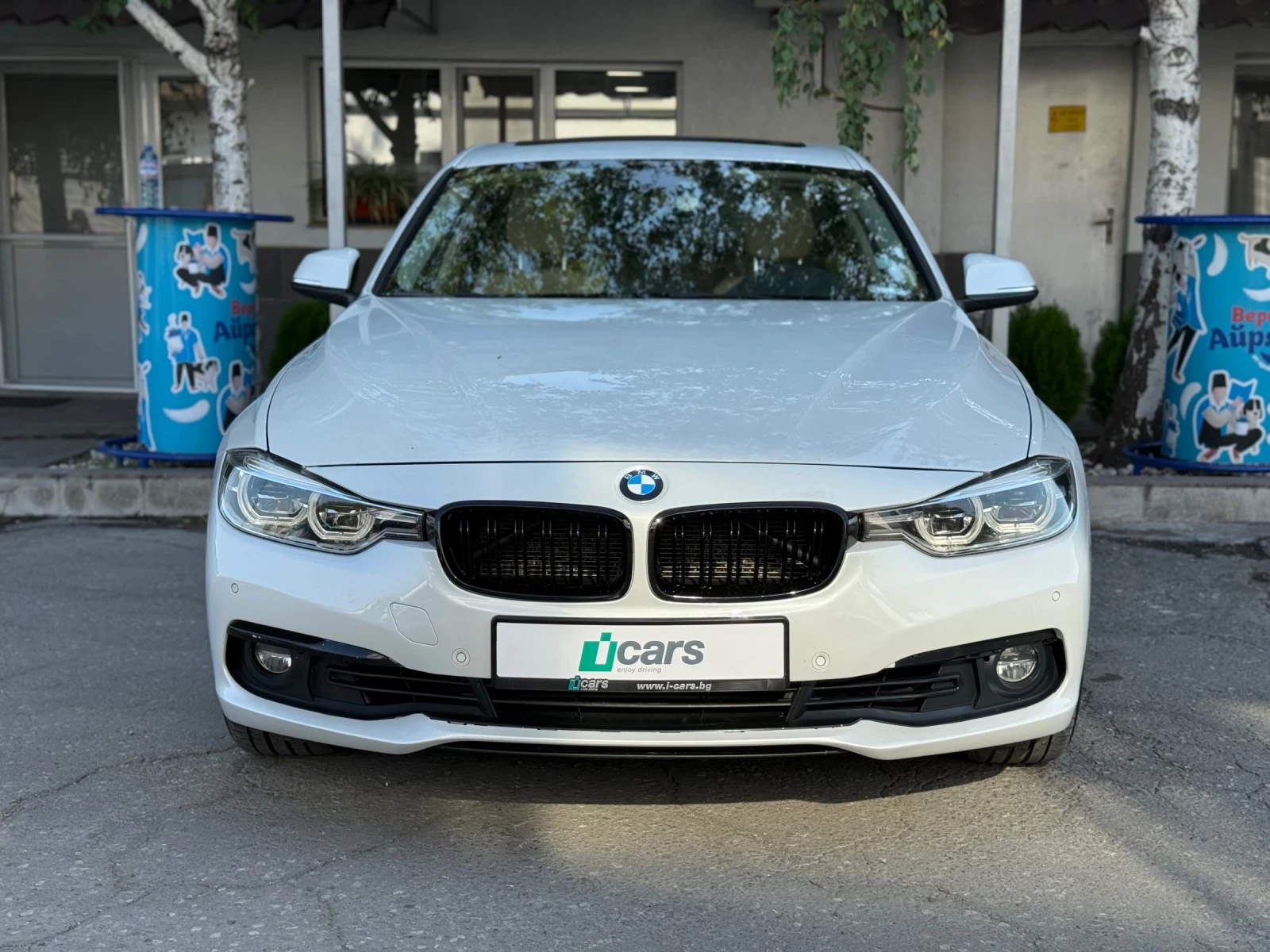 BMW 330 xDrive - изображение 2