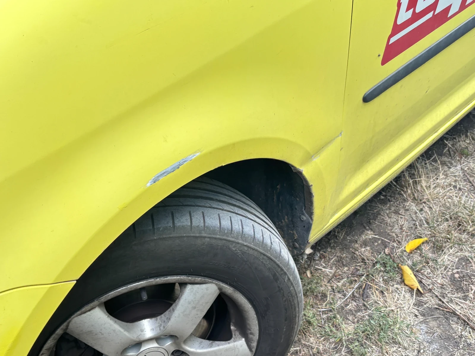 VW Touran 1.6i - изображение 5