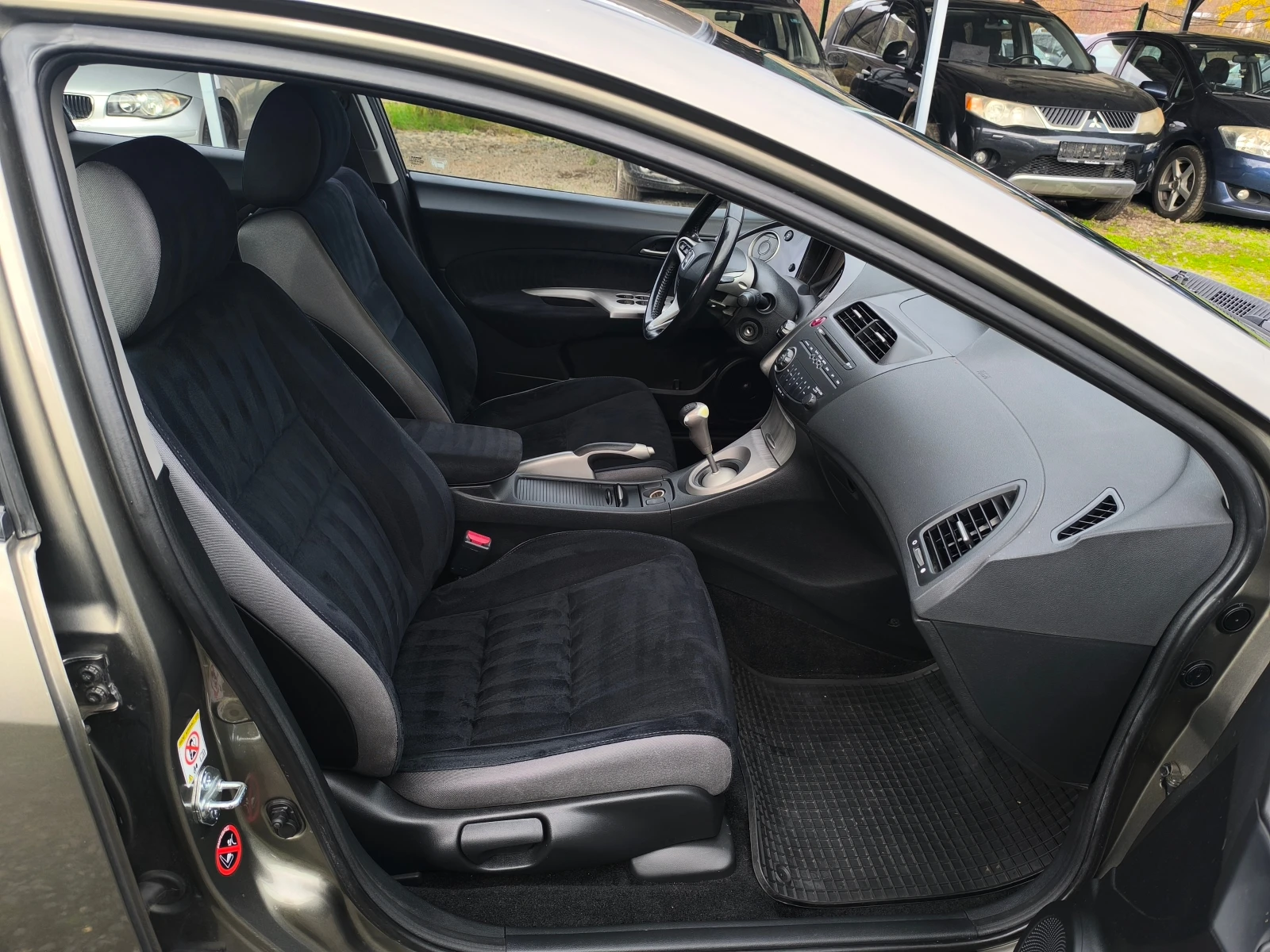 Honda Civic 1.8i-140-6 --  !! | Mobile.bg   15