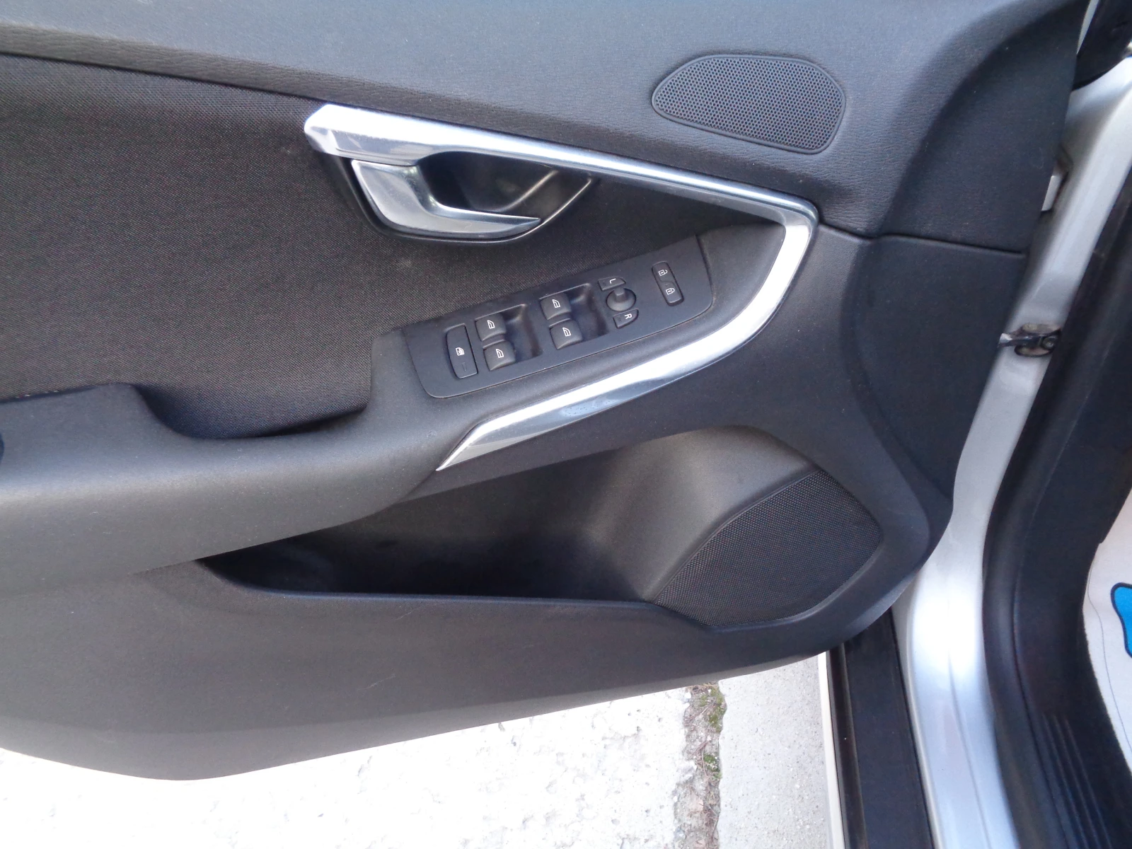 Volvo V40 Cross Country 1.6HDI-D2-115-BARTER-LIZING | Mobile.bg � ����������� 15