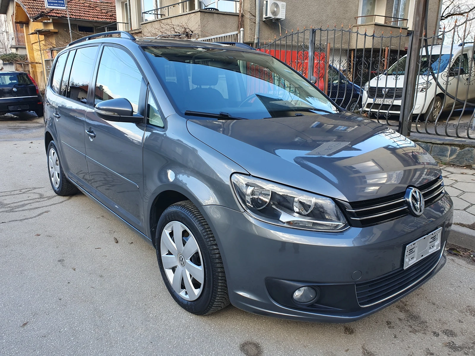 VW Touran 1.6TDI-105k.s. 7 �����! | Mobile.bg � ����������� 1