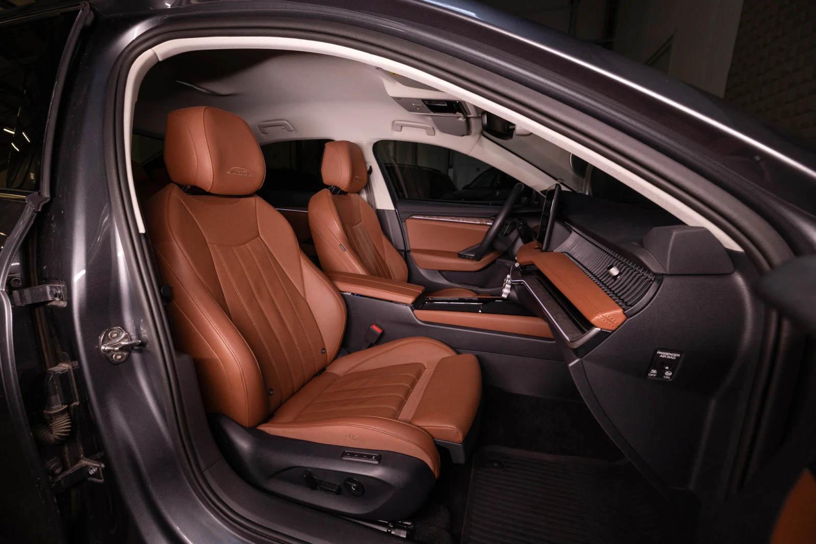 Skoda Superb 2.0TDI* 7DSG* L&K* Apple CarPlay/Android Auto* Диг - изображение 10