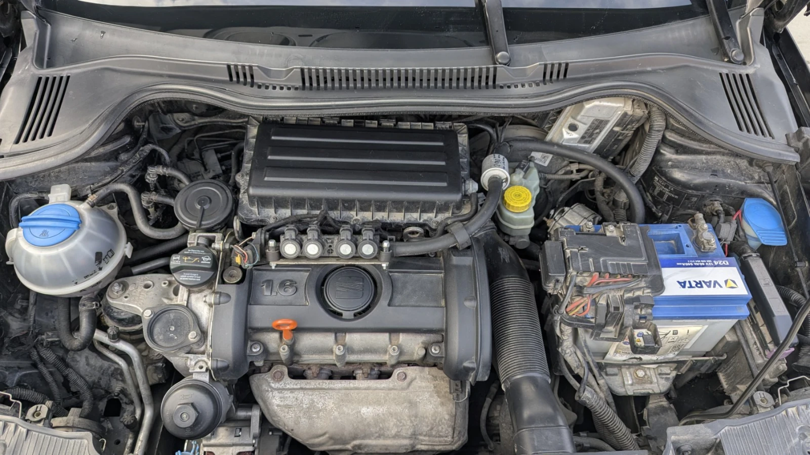 Seat Ibiza Sport, снимка 10 - Автомобили и джипове - 53719630