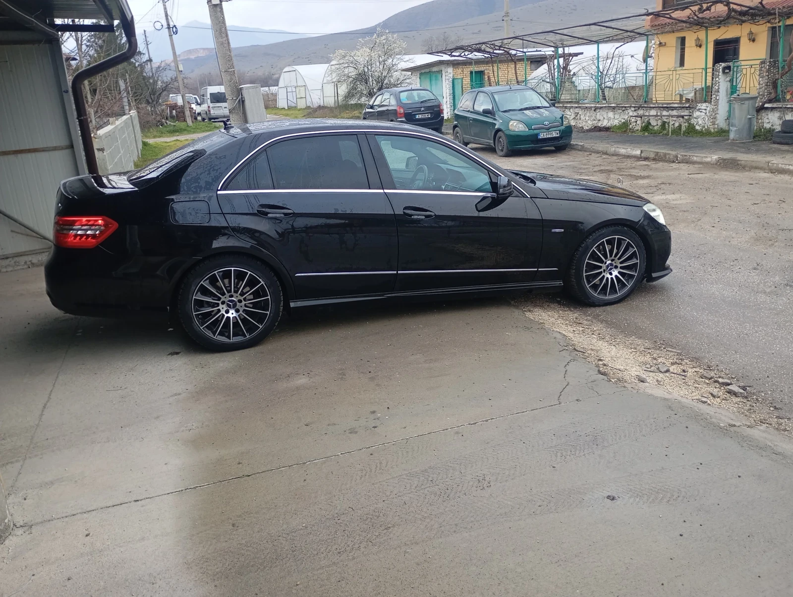 Mercedes-Benz E 350 E350, снимка 15 - Автомобили и джипове - 53890870