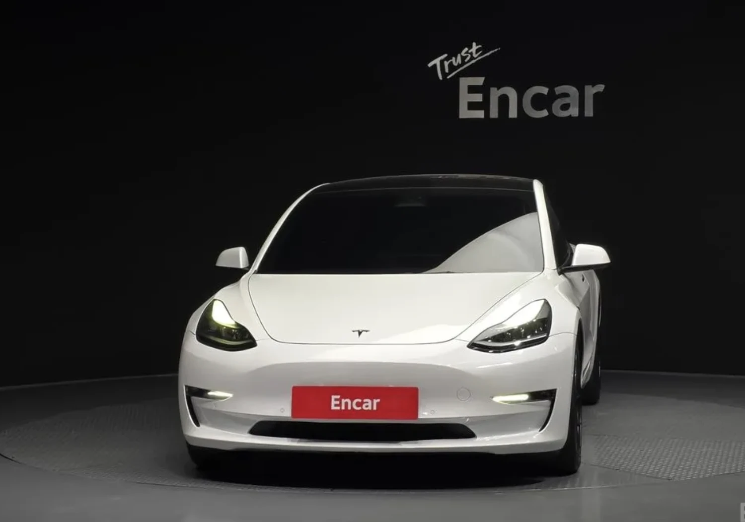 Tesla Model 3 LONG RANGE* DUAL MOTOR* AWD* SMART KEY* SUNROOF* N, снимка 3 - Автомобили и джипове - 54021223