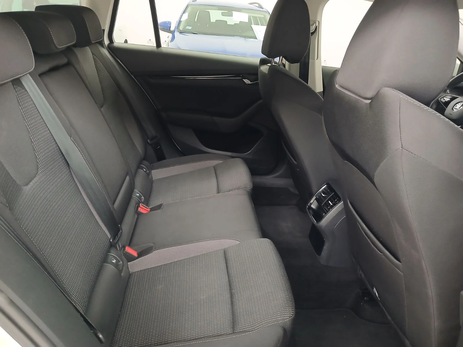 Skoda Octavia Ambition 2, 0 TDI/150 �.�. | Mobile.bg � ����������� 8