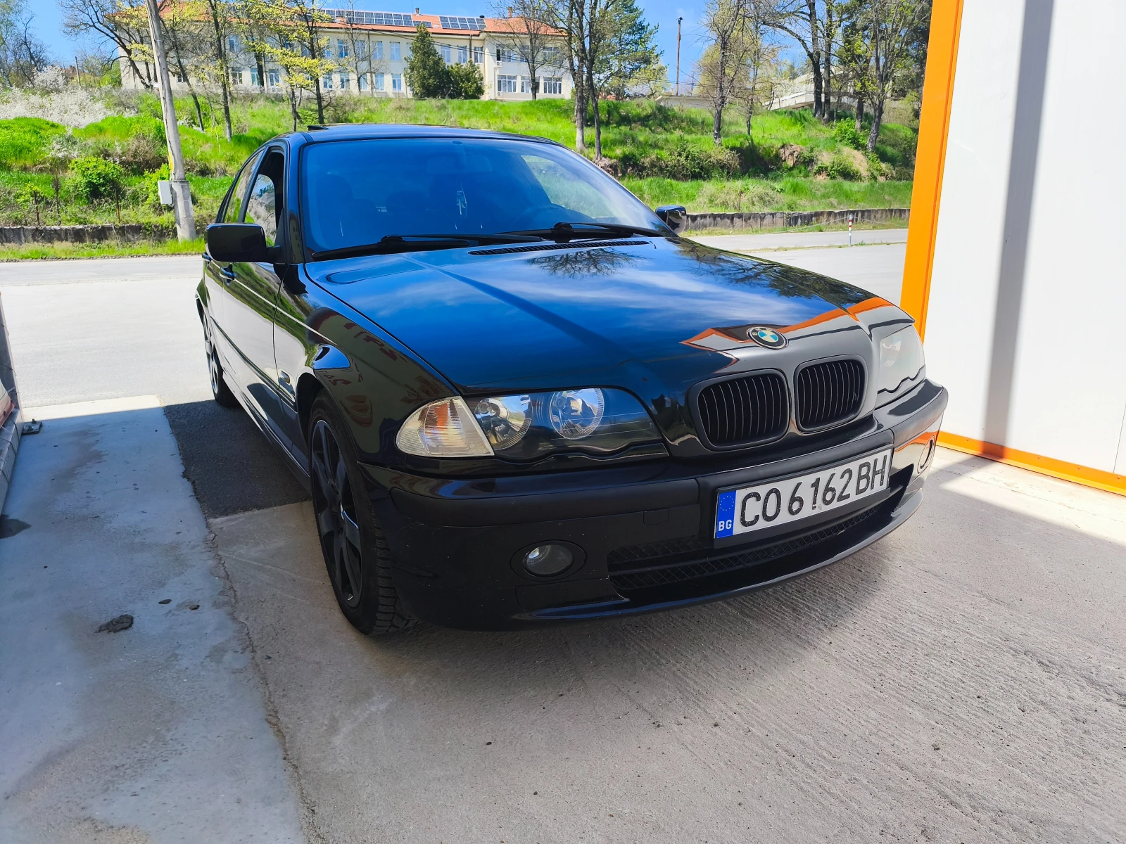 BMW 330 Е46, снимка 3 - Автомобили и джипове - 54304127