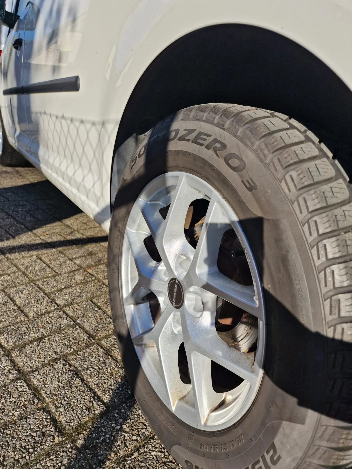 VW Caddy, снимка 5 - Автомобили и джипове - 54344100