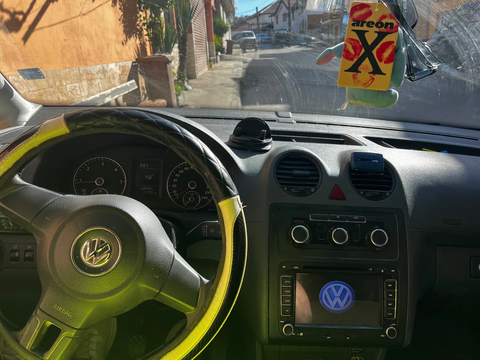 VW Caddy, снимка 6 - Автомобили и джипове - 54344100