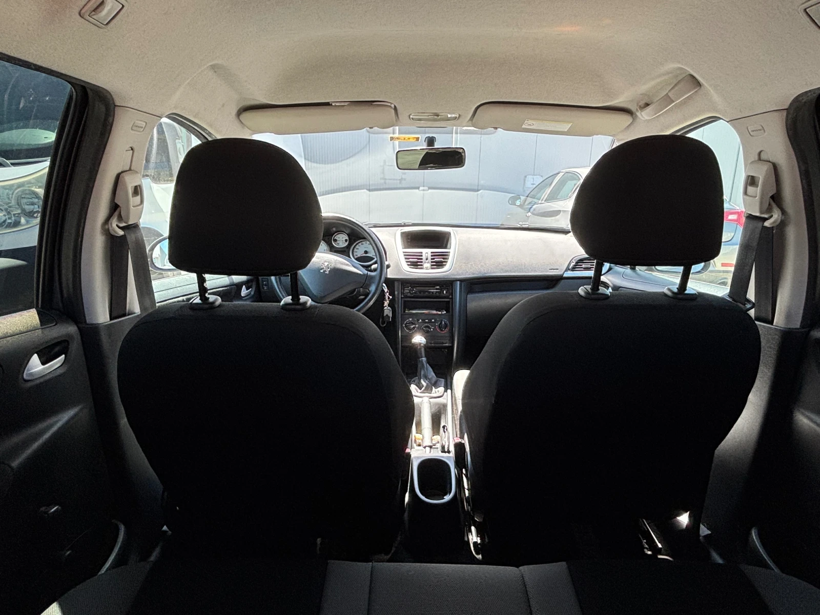 Peugeot 207 1.6 hdi SW, снимка 13 - Автомобили и джипове - 54416212
