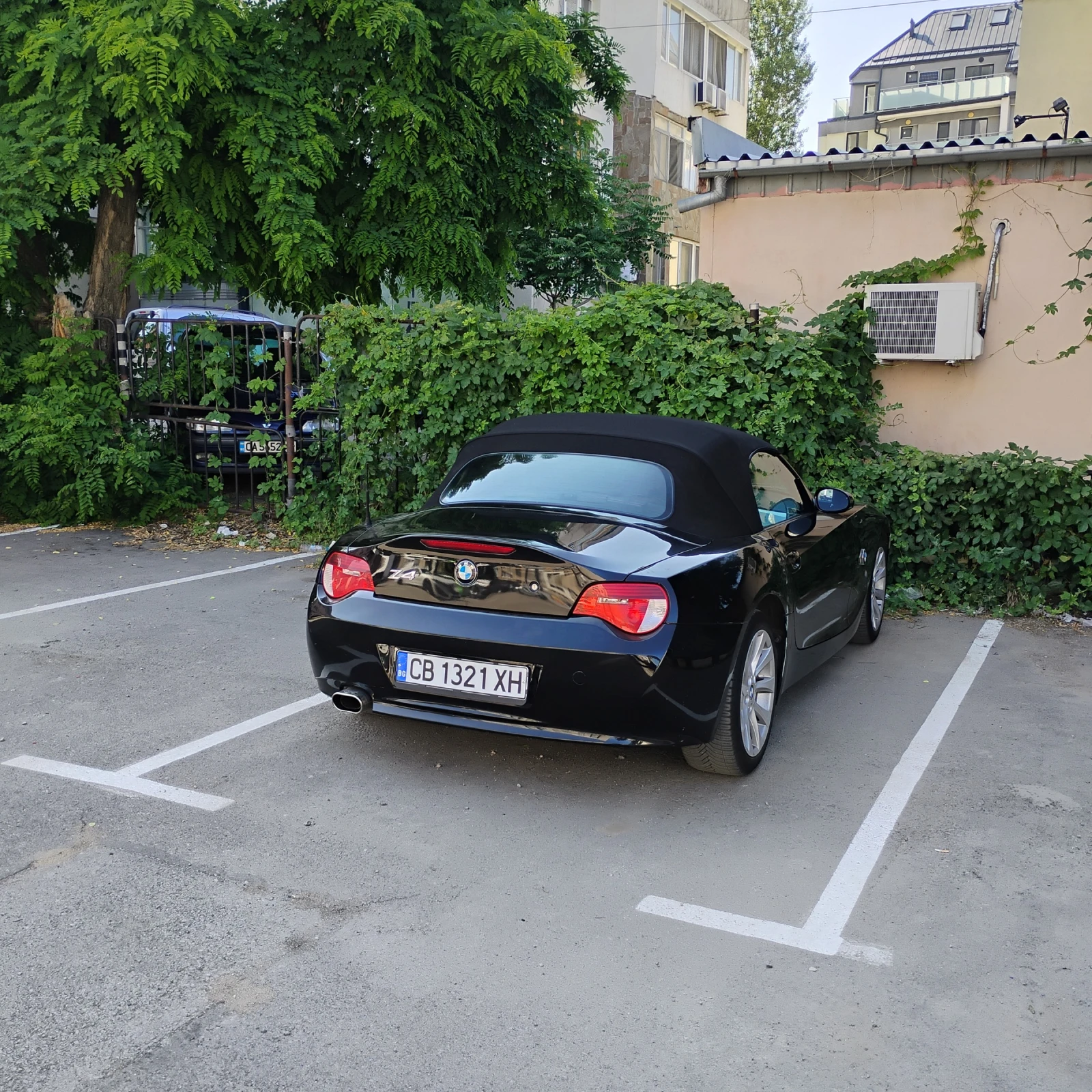 BMW Z4 2.0, снимка 13 - Автомобили и джипове - 54420571