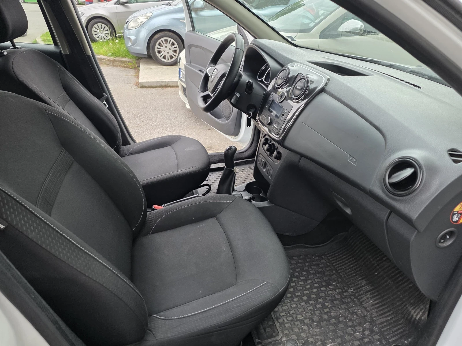 Dacia Sandero 1.0������/��������/�1/�� �� | Mobile.bg � ����������� 10