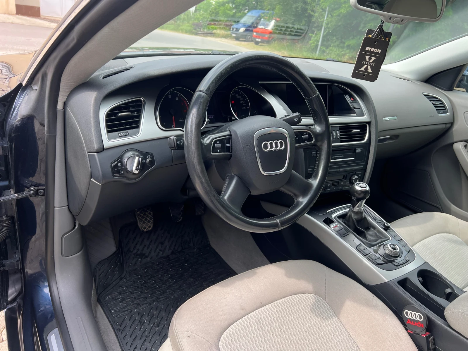 Audi A5 Sportback, снимка 4 - Автомобили и джипове - 54647263