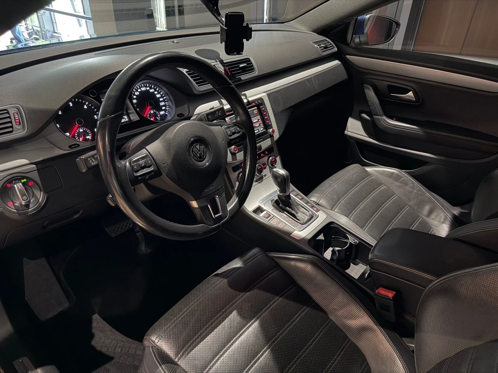 VW CC, снимка 7 - Автомобили и джипове - 54945349