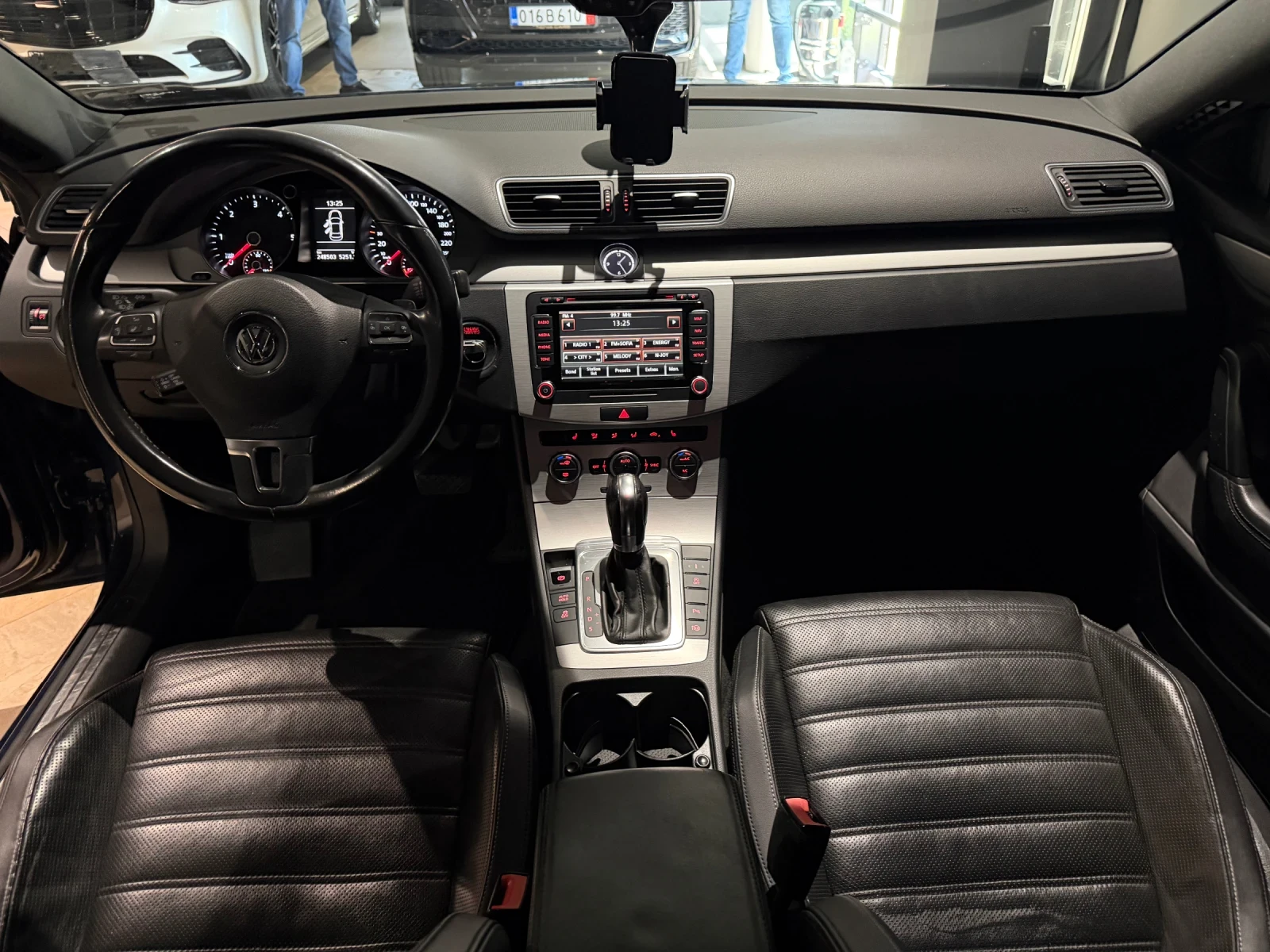 VW CC, снимка 10 - Автомобили и джипове - 54945349