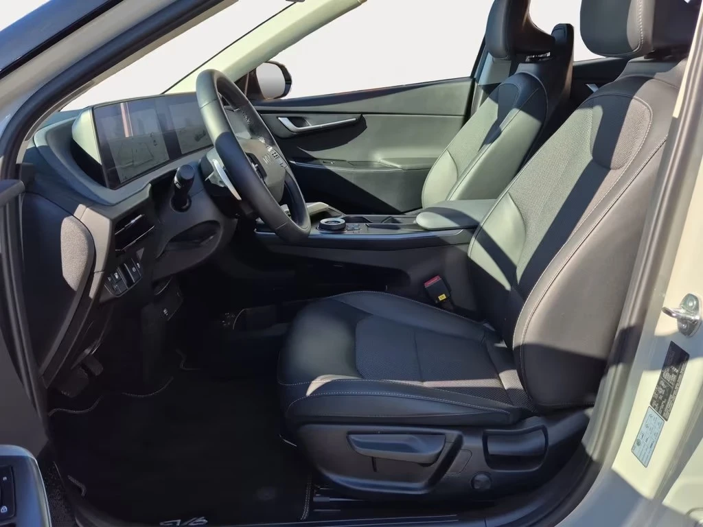 Kia EV6 AWD* Leather* Camera, снимка 6 - Автомобили и джипове - 54995344