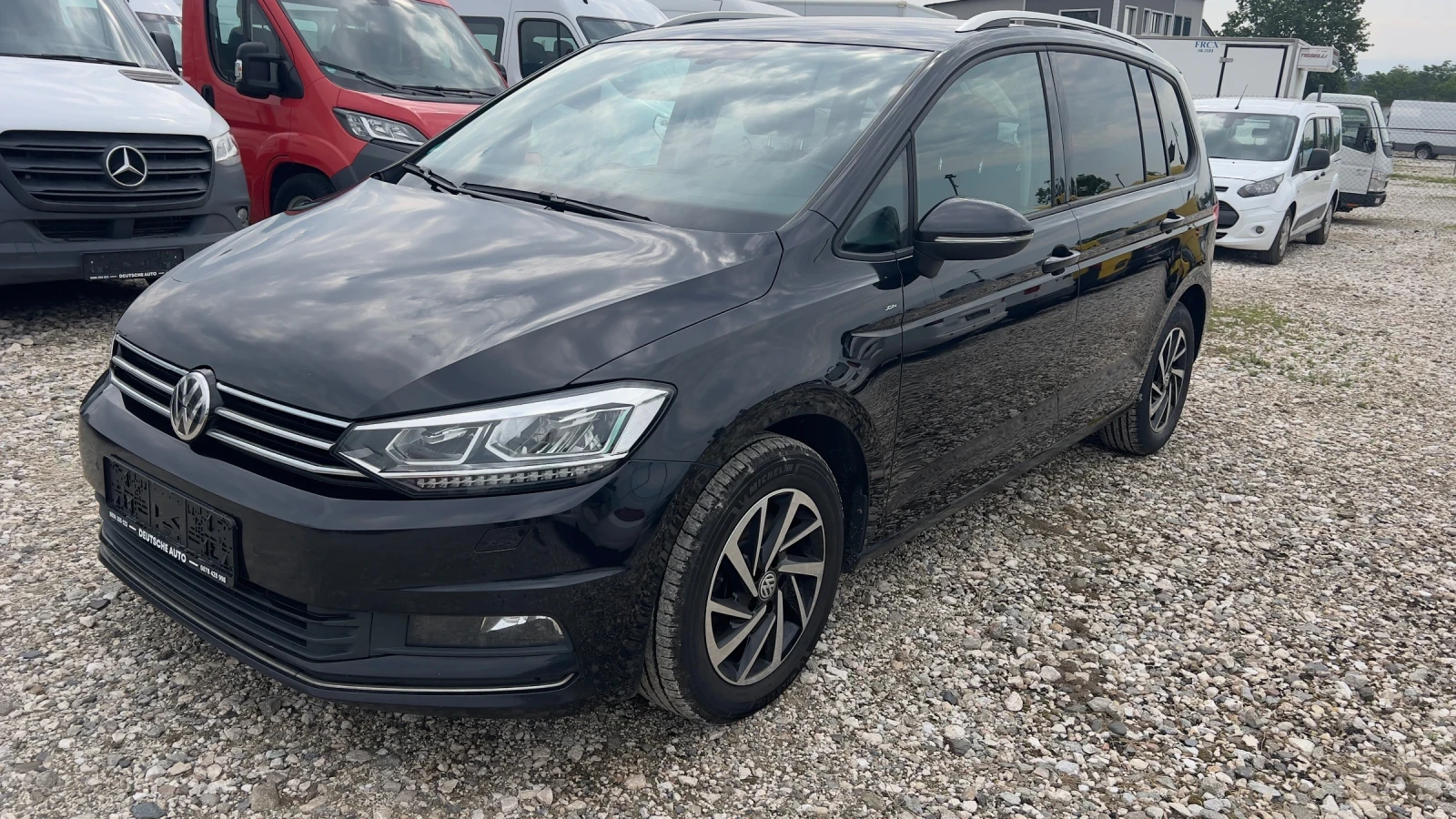 VW Touran 2.0/150Highline  DSG DISTRONIC led без зъбележка 