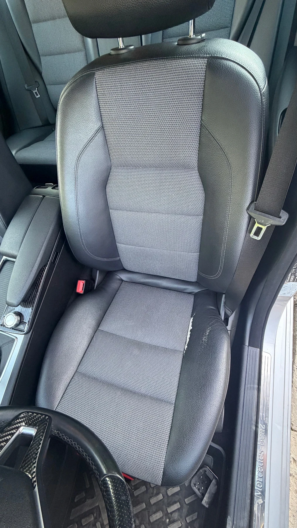 Mercedes-Benz C 220, снимка 10 - Автомобили и джипове - 55078355