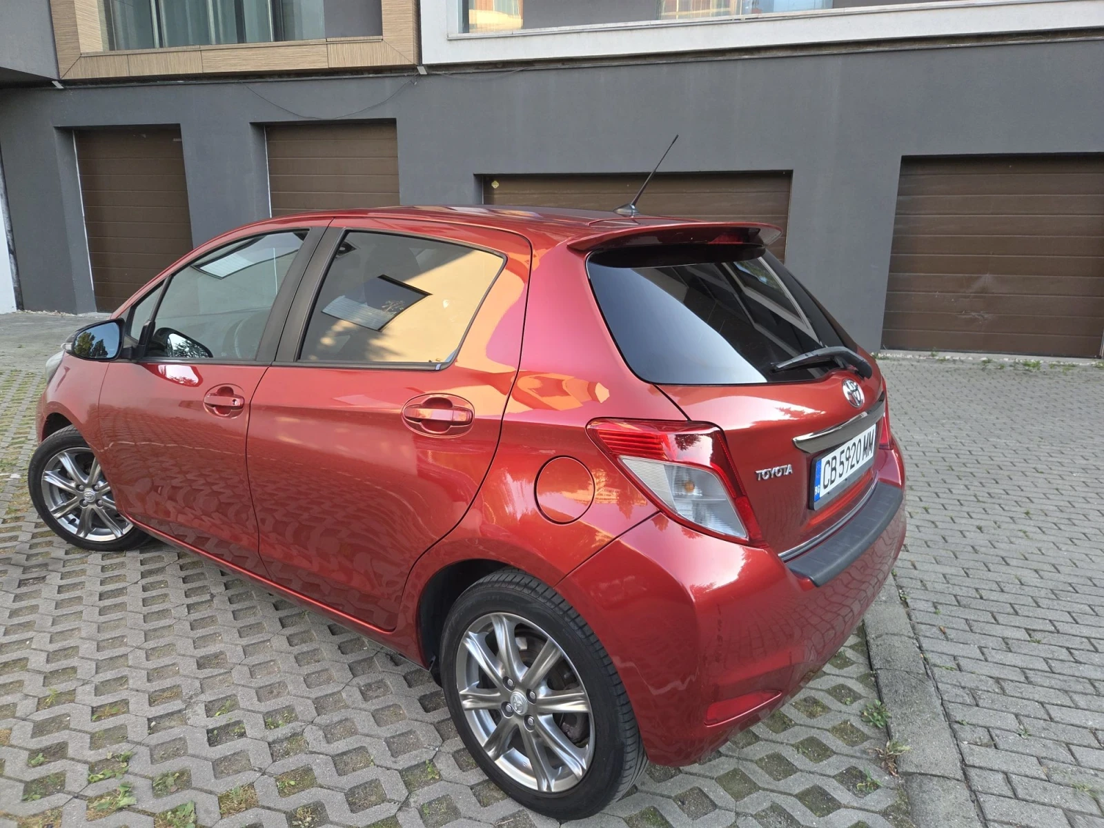 Toyota Yaris 2012g.1330куб.101к.с., снимка 8 - Автомобили и джипове - 55492895