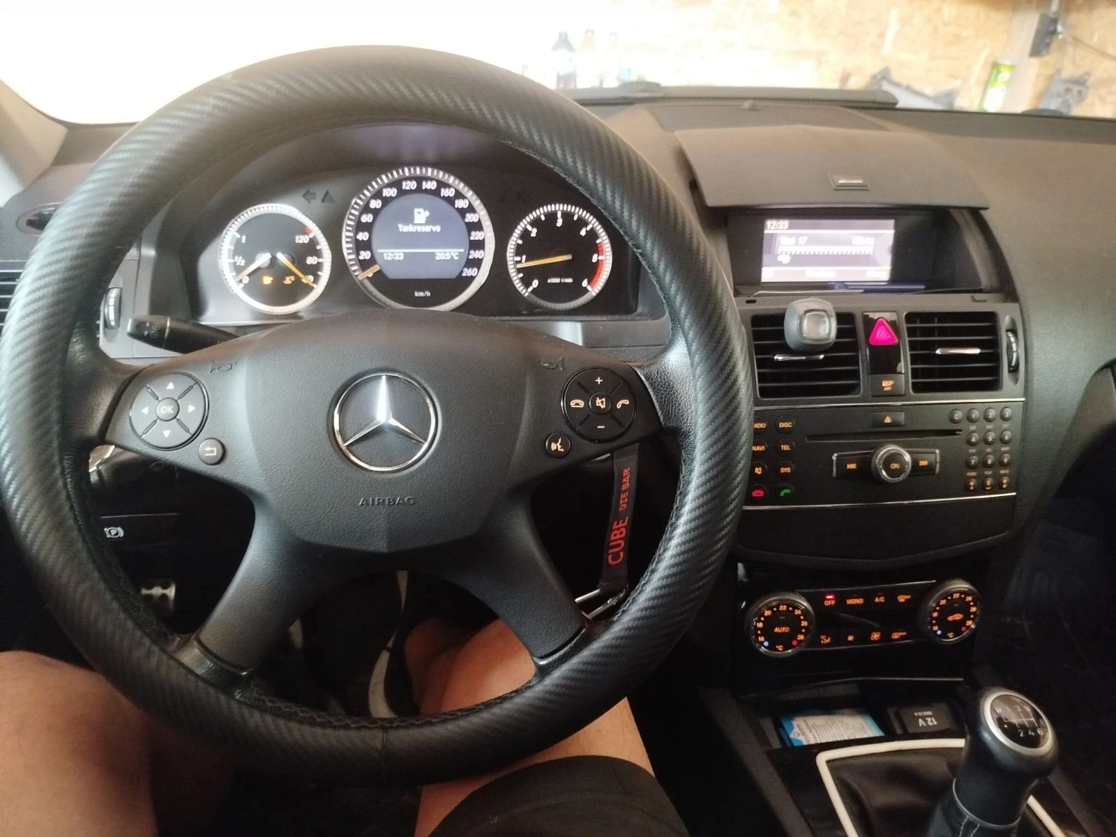 Mercedes-Benz C 220, снимка 10 - Автомобили и джипове - 55405262