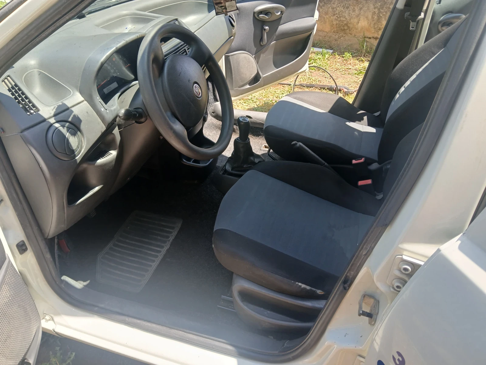 Fiat Punto 1.3, снимка 2 - Автомобили и джипове - 55430880