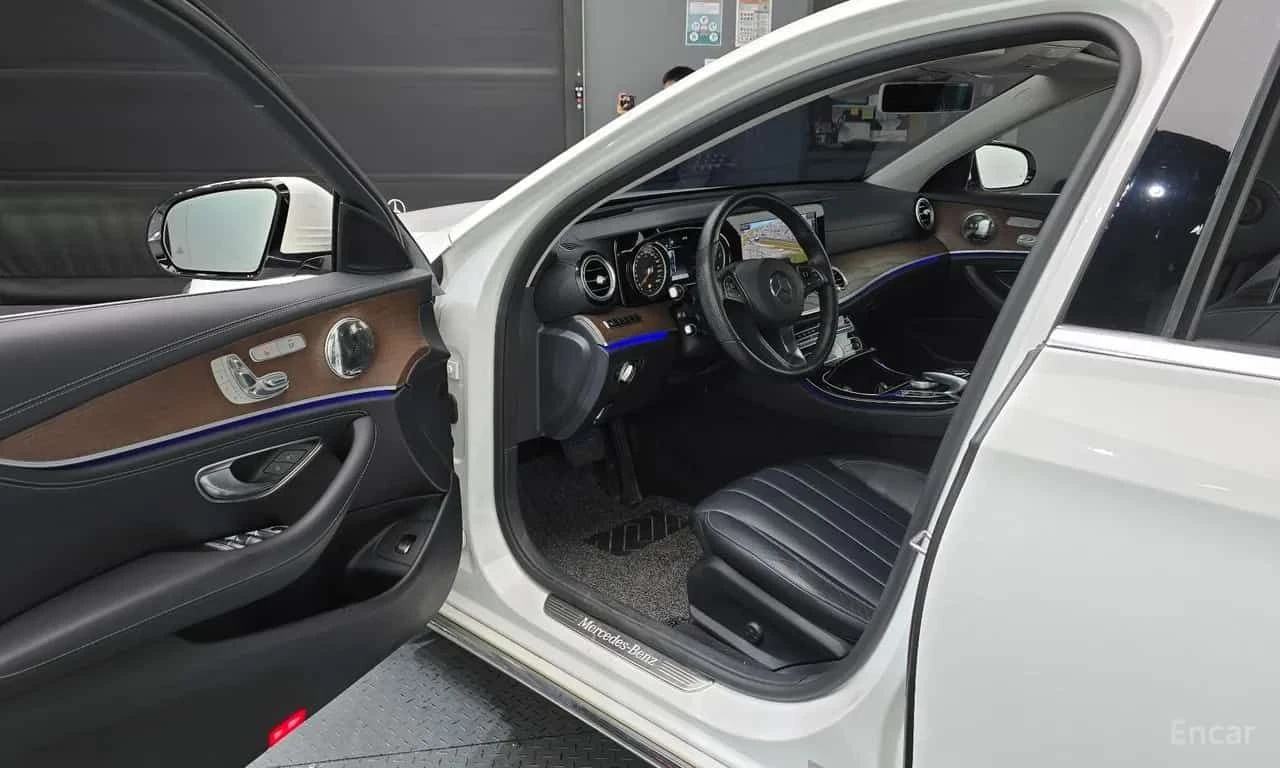 Mercedes-Benz E 220 * E220d 4MATIC Exclusive * ЦЕНА ДО БГ, снимка 10 - Автомобили и джипове - 55629886