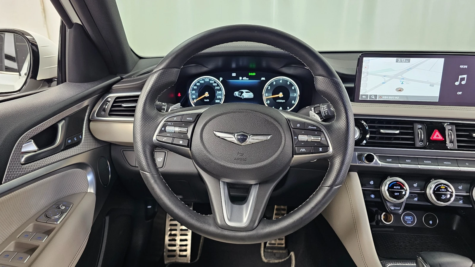 Genesis G70 Sports Package, Wide sunroof, снимка 11 - Автомобили и джипове - 55951858