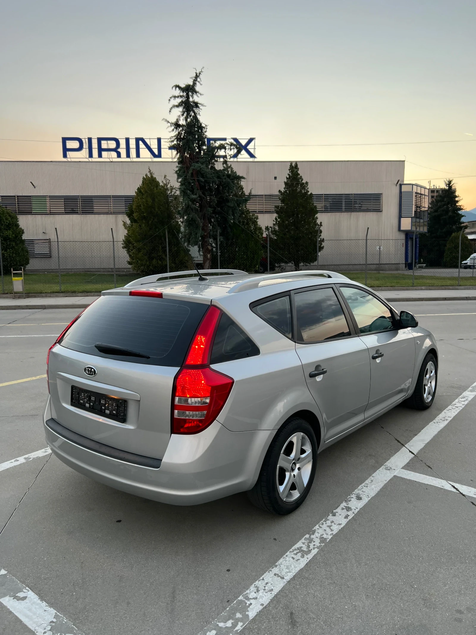 Kia Ceed, снимка 4 - Автомобили и джипове - 55983021
