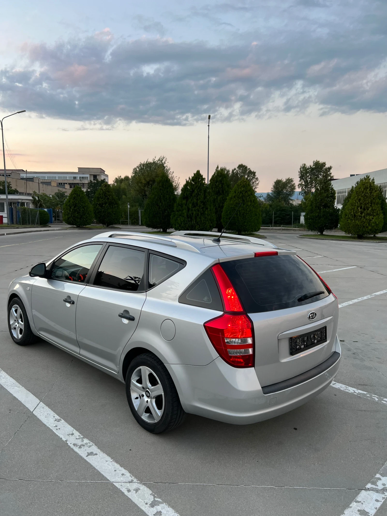 Kia Ceed, снимка 3 - Автомобили и джипове - 55983021