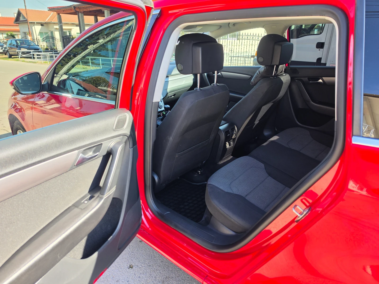 VW Passat 2.0d 170кс, снимка 5 - Автомобили и джипове - 56371829
