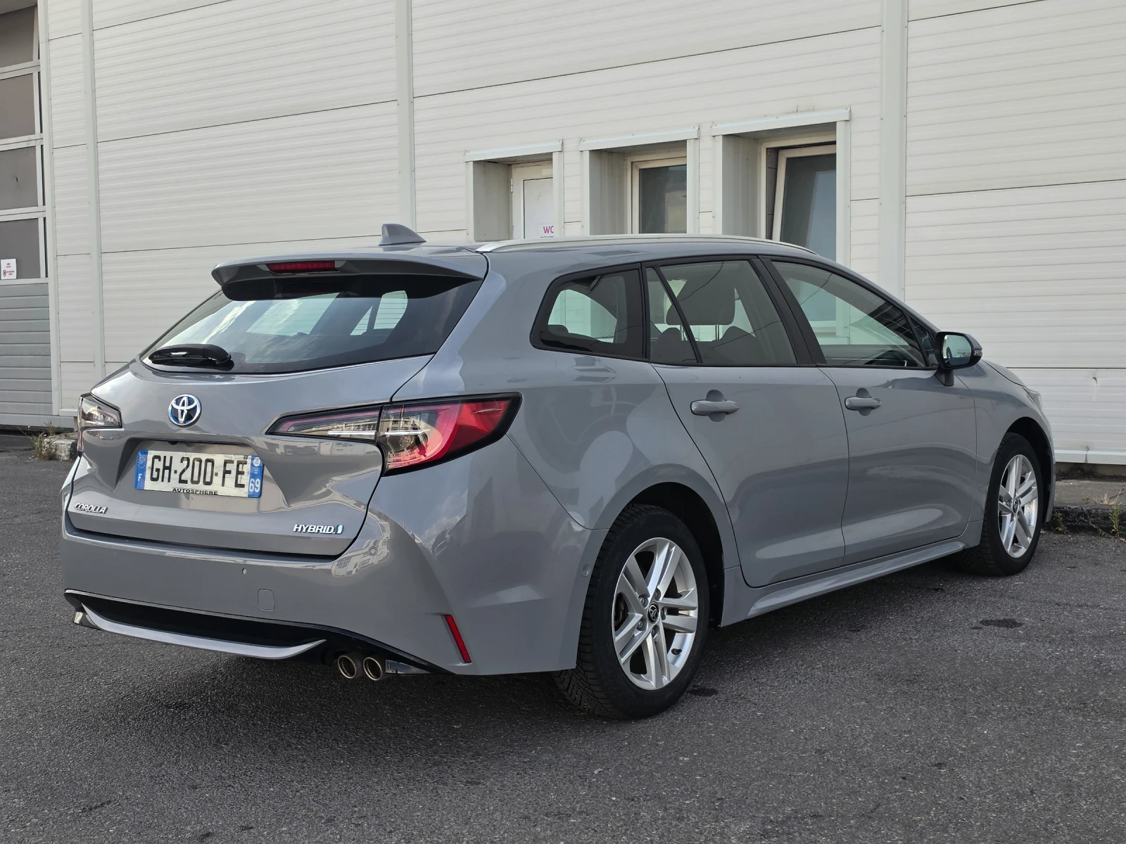Toyota Corolla 2.0 Hybrid * FACE* , снимка 8 - Автомобили и джипове - 56433041