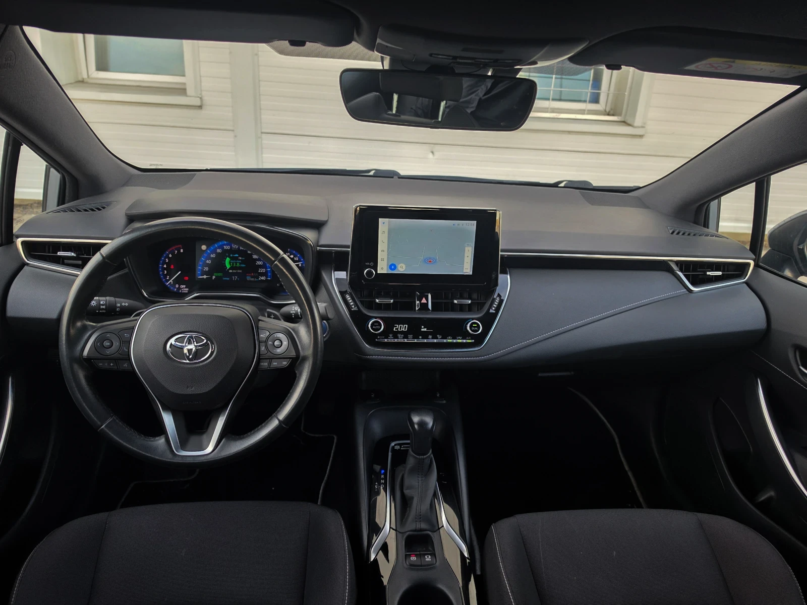 Toyota Corolla 2.0 Hybrid * FACE* , снимка 12 - Автомобили и джипове - 56433041