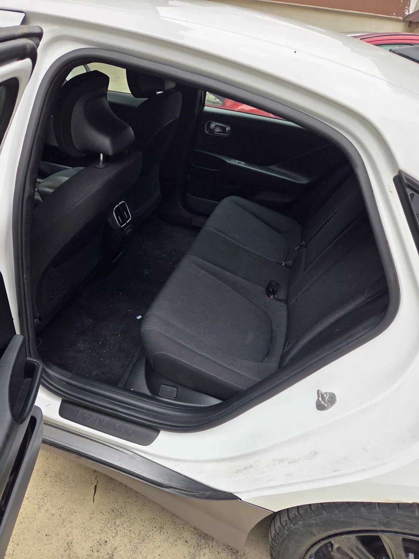 Hyundai Ioniq 6 77.4 4x4 | Mobile.bg � ����������� 12