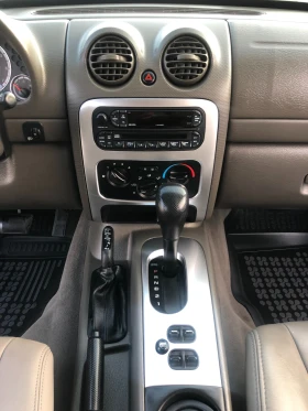 Jeep Cherokee 3.7 LIMITED ГЪРЦИЯ, снимка 16