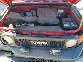 Toyota Fj cruiser * Възможност за Лизинг* , снимка 11 - Автомобили и джипове - 53626263