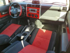 Toyota Fj cruiser * Възможност за Лизинг* , снимка 8 - Автомобили и джипове - 53626263