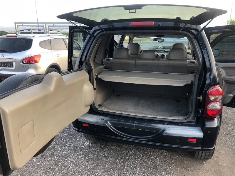 Jeep Cherokee 3.7 LIMITED ГЪРЦИЯ, снимка 11 - Автомобили и джипове - 50635602