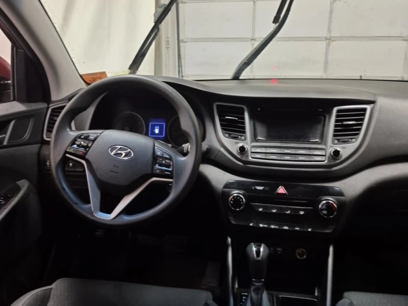 Hyundai Tucson * SE Standard * CARFAX * ЦЕНА ДО БГ, снимка 9 - Автомобили и джипове - 52865237