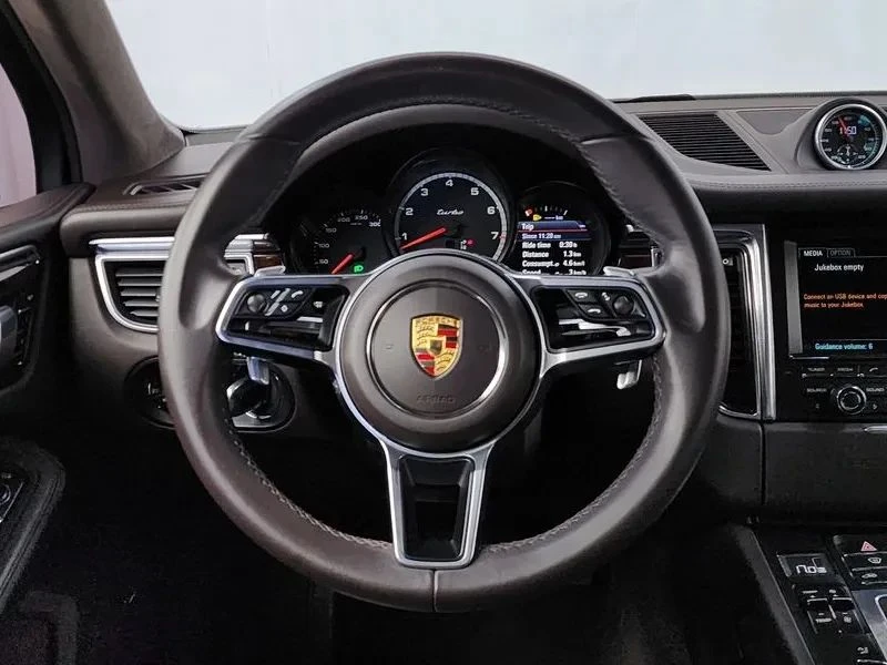 Porsche Macan, снимка 13 - Автомобили и джипове - 56711736