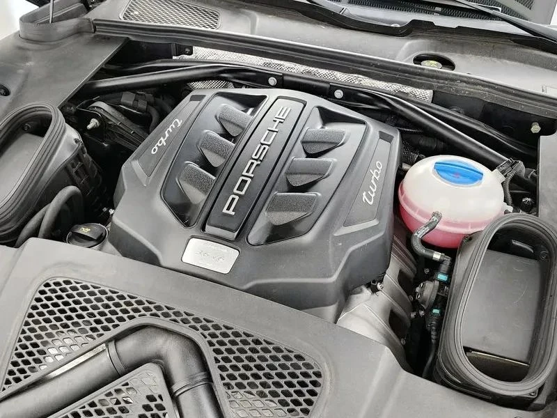 Porsche Macan, снимка 6 - Автомобили и джипове - 56711736